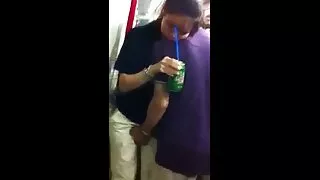 আকর্ষণীয় লেসবিয়ান  ...
