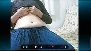 কমনীয় তরুণ শ্যামাঙ্ ...