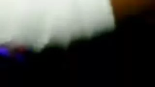 সরু স্বর্ণকেশী খোকাম ...