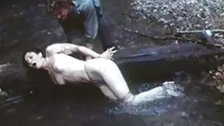রোমাঞ্চকর বিপরীতমুখী ...