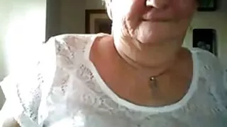 ডান্স ফ্লোরে বেশ কিছ ...