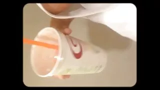 দুটি সুস্বাদু শিশু এ ...