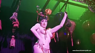 ভাল স্তুপীকৃত শ্যামা ...