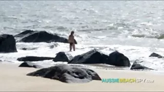 চিত্তাকর্ষক কিশোর Ad ...