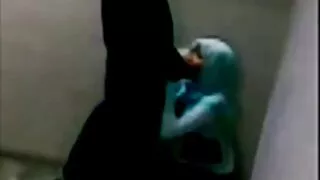 ক্ষুদে মধু Staci সিল ...