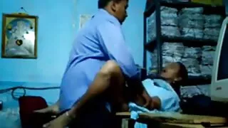 জুগি এবং লুটফুল মিল্ ...